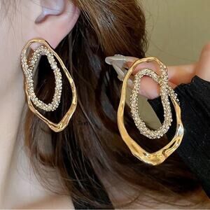 NEW Earrings Crystal Double Loop Hoop Gold Alexis Bittar Solanales STYLE N27
